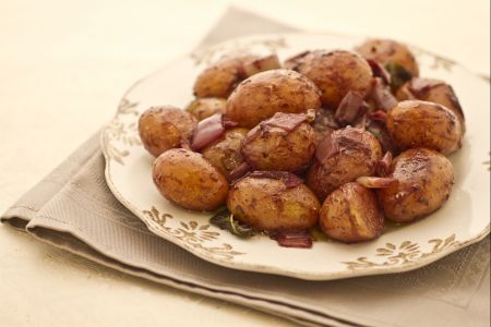 Batatinhas novas ao vinho tinto