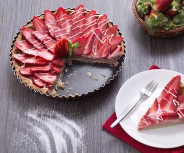 Torta com curd de morango