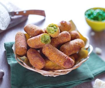 Croquetes de ervilha e ricota