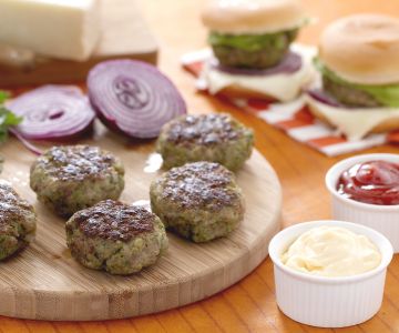 Mini-hambúrgueres aromáticos com queijo
