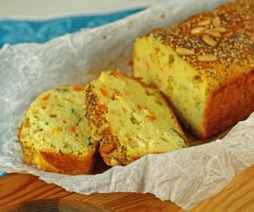 Bolo Inglês com legumes e edamer