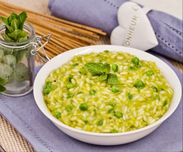 Risoto com ervilhas e hortelã