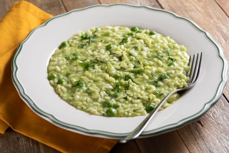 Risoto com ervilhas e hortelã