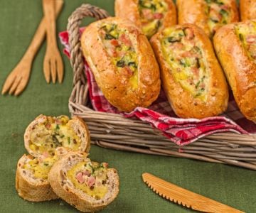 Barquinhos de pão recheados