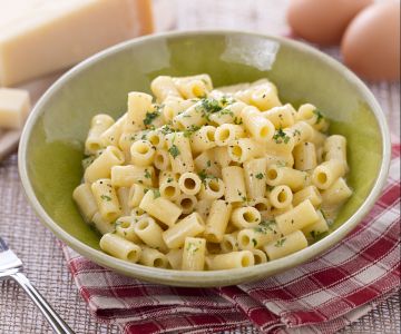 Pasta cacio e ova