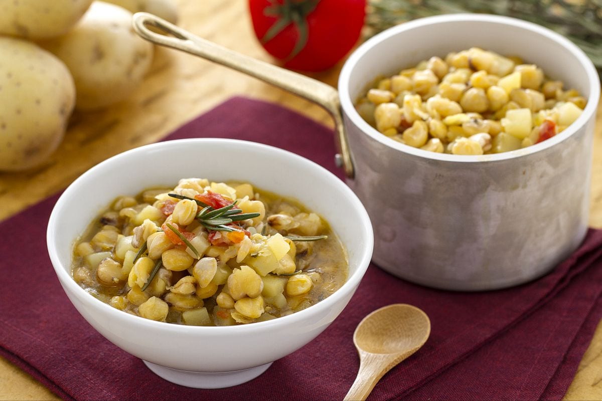 Sopa de cicerchie