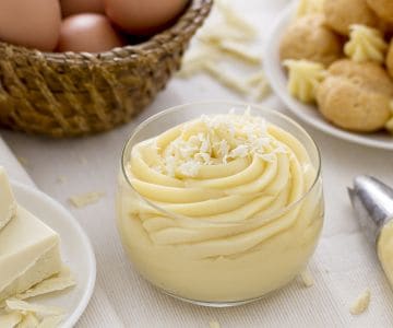 Creme de confeiteiro de chocolate branco