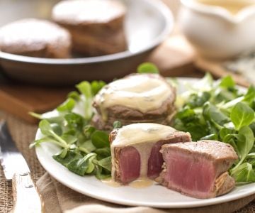 Filé mignon com molho roquefort