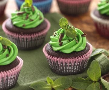 Cupcake de menta e chocolate