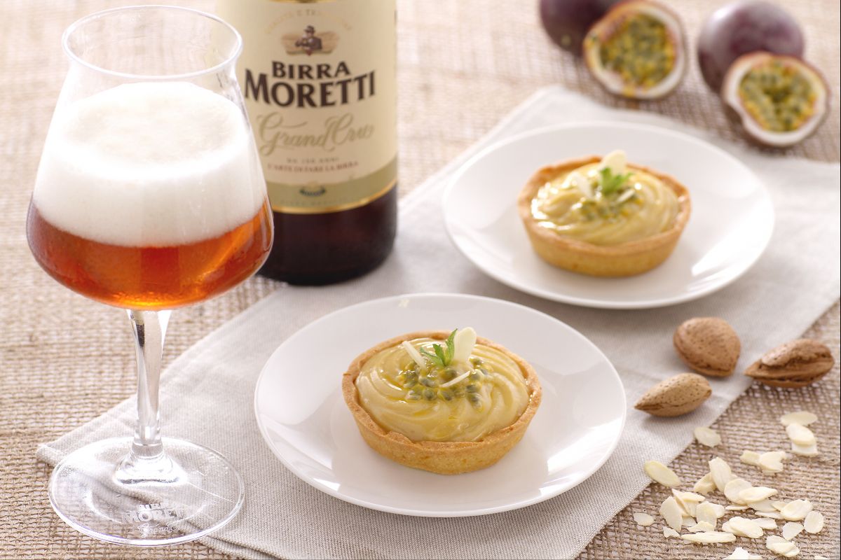 Tortinhas de amêndoas com creme de cerveja