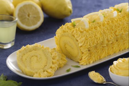 Rocambole com creme de limoncello