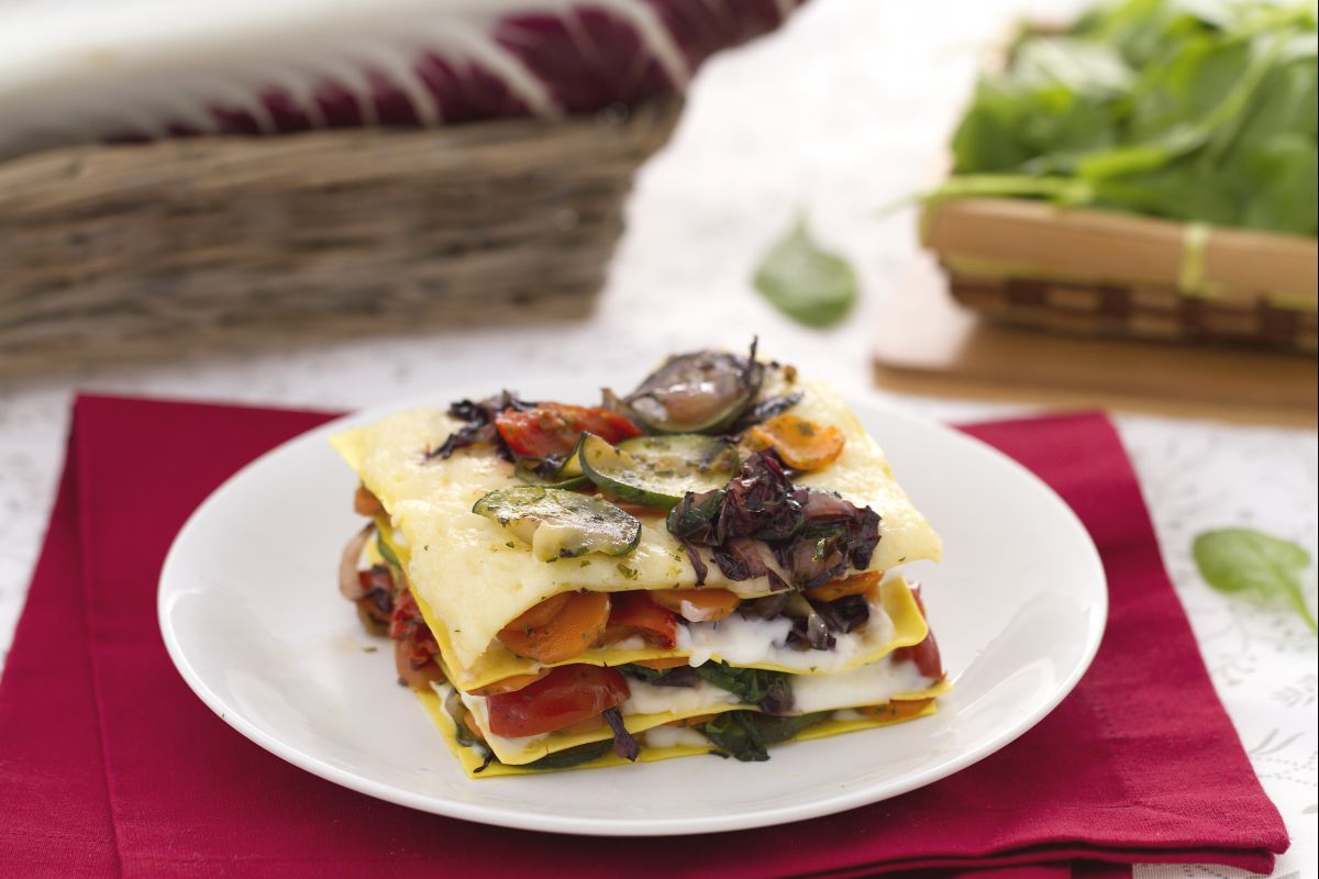 Lasanha de legumes com creme de taleggio