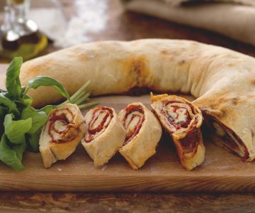 Pizza enrolada (pizza Stromboli)