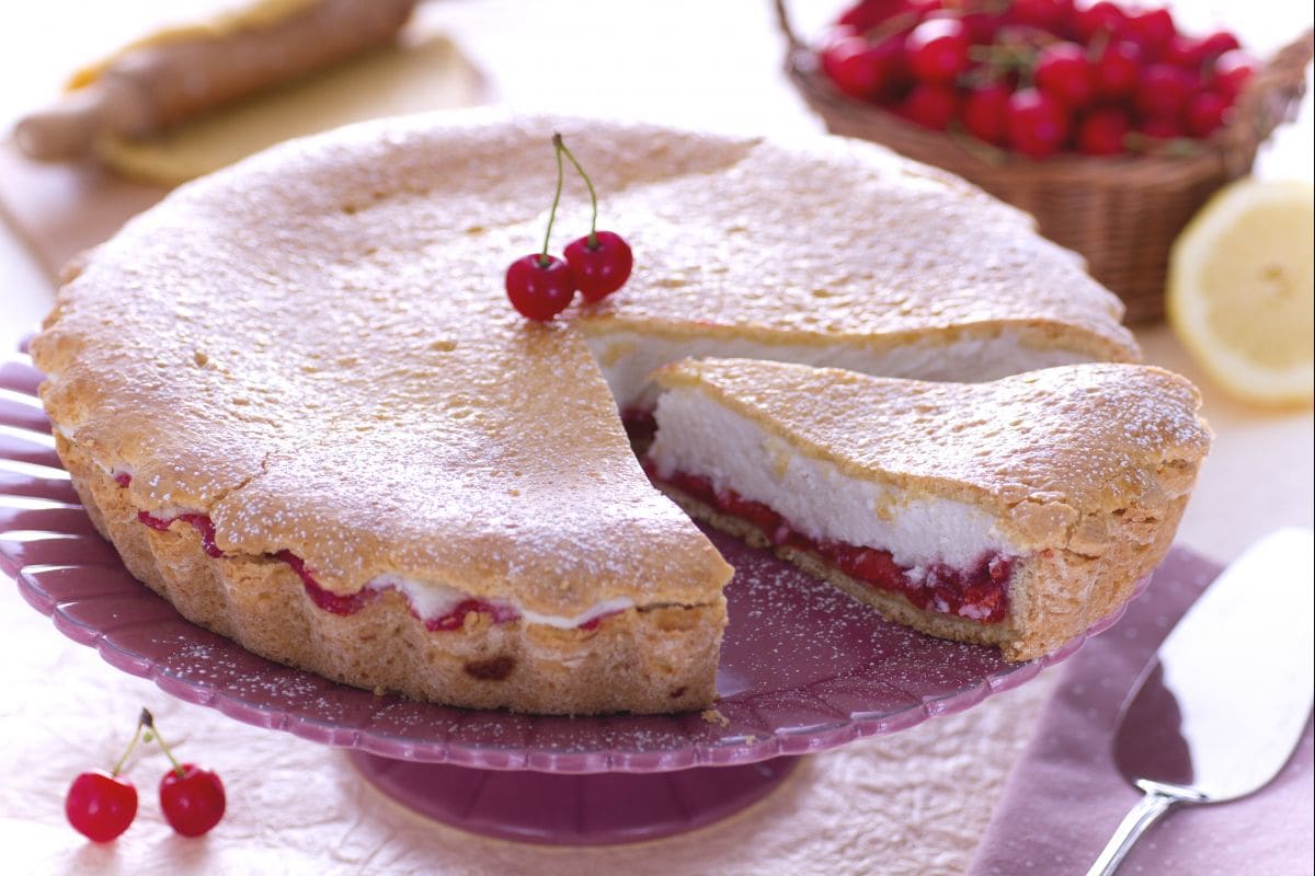 Torta de ricota e amarena