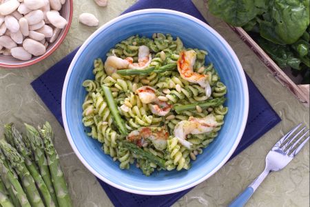 Massa verde com camarões