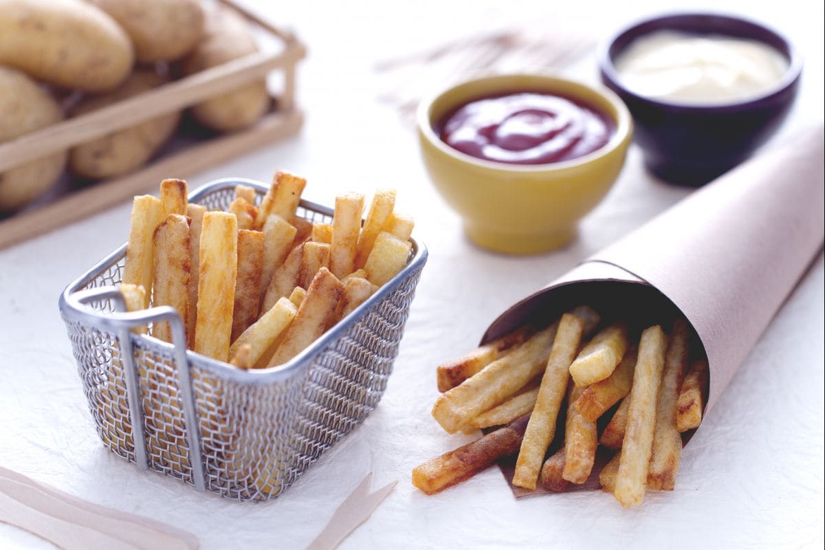 Batatas fritas à belga