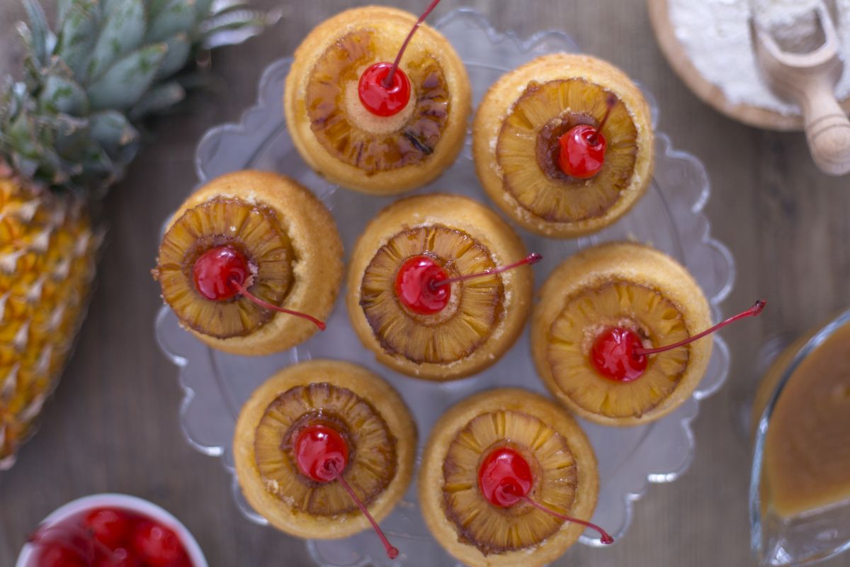 Cupcake invertido de abacaxi