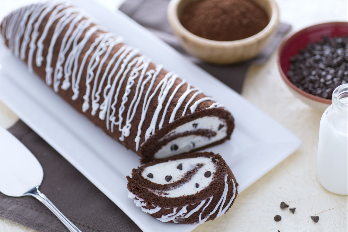 Rolo de cacau com creme de leite