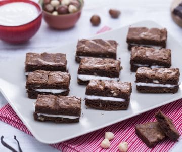 Sanduíche de brownie de chocolate