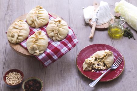 Trouxinhas de ricota e escarola