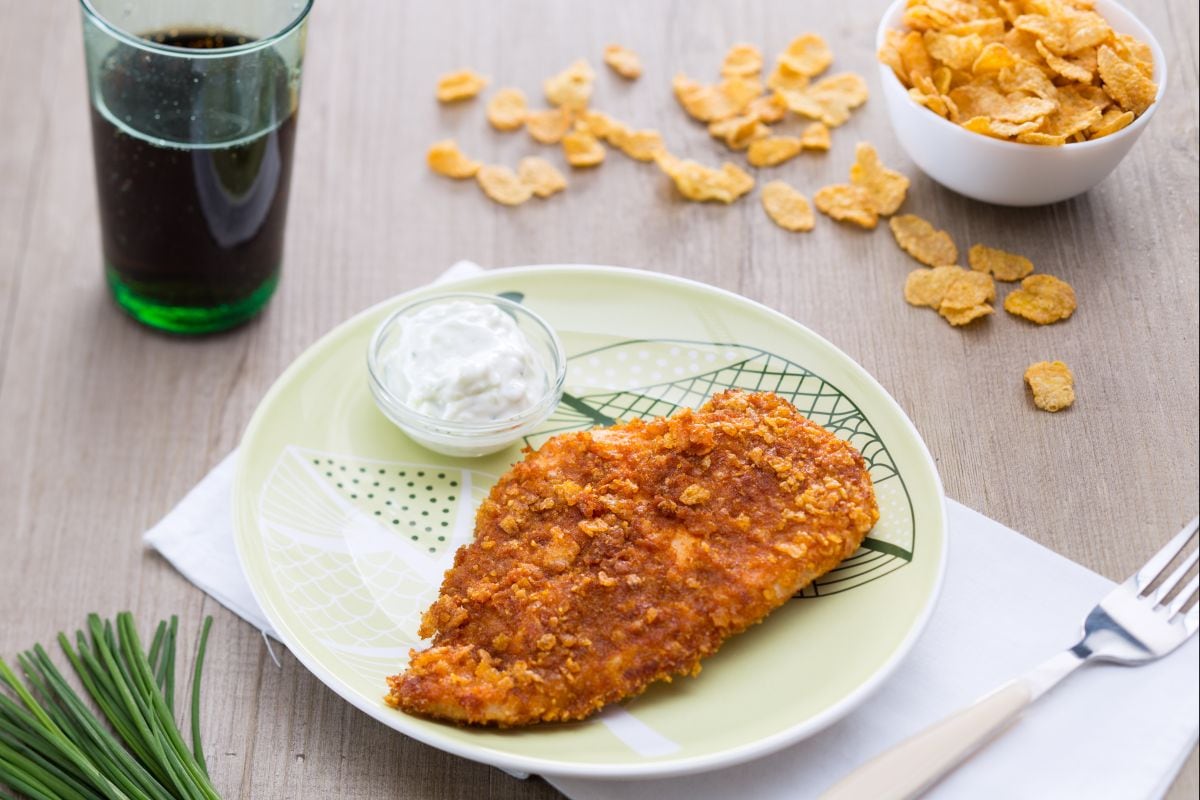 Peito de frango com corn flakes
