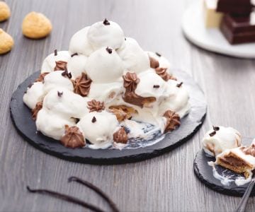 Profiteroles com chocolate branco