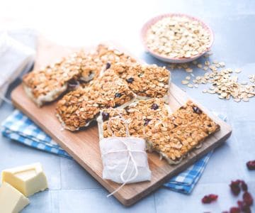 Barras de lanche de frutas e cereais