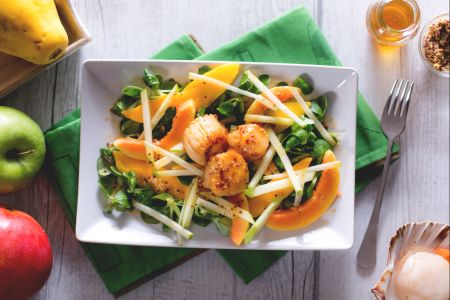 Vieiras com salada de frutas
