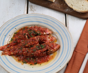 Salmonetes à livornese