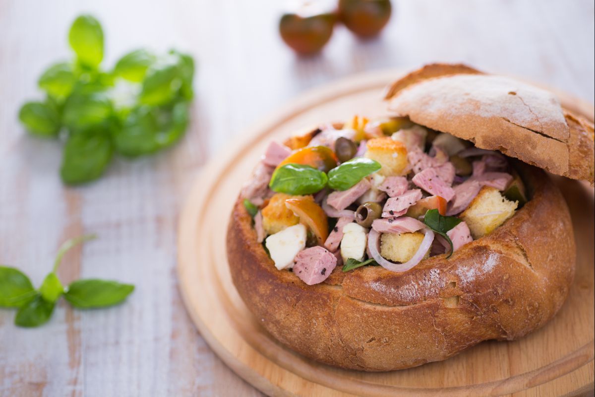 Salada no pão