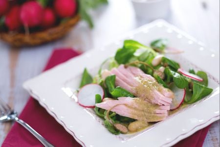 Filés de atum com molho de alcaparras