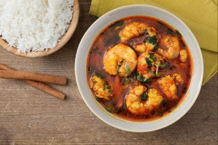 Curry de camarões