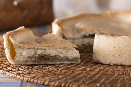 Torta salgada de alcachofra e ricota