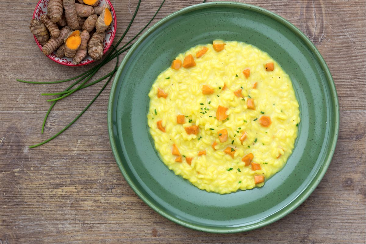 Risoto de cúrcuma