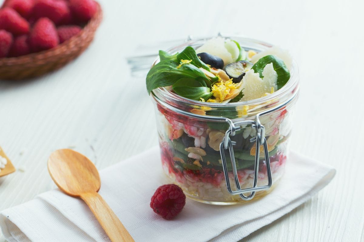 Salada de arroz com frutas secas