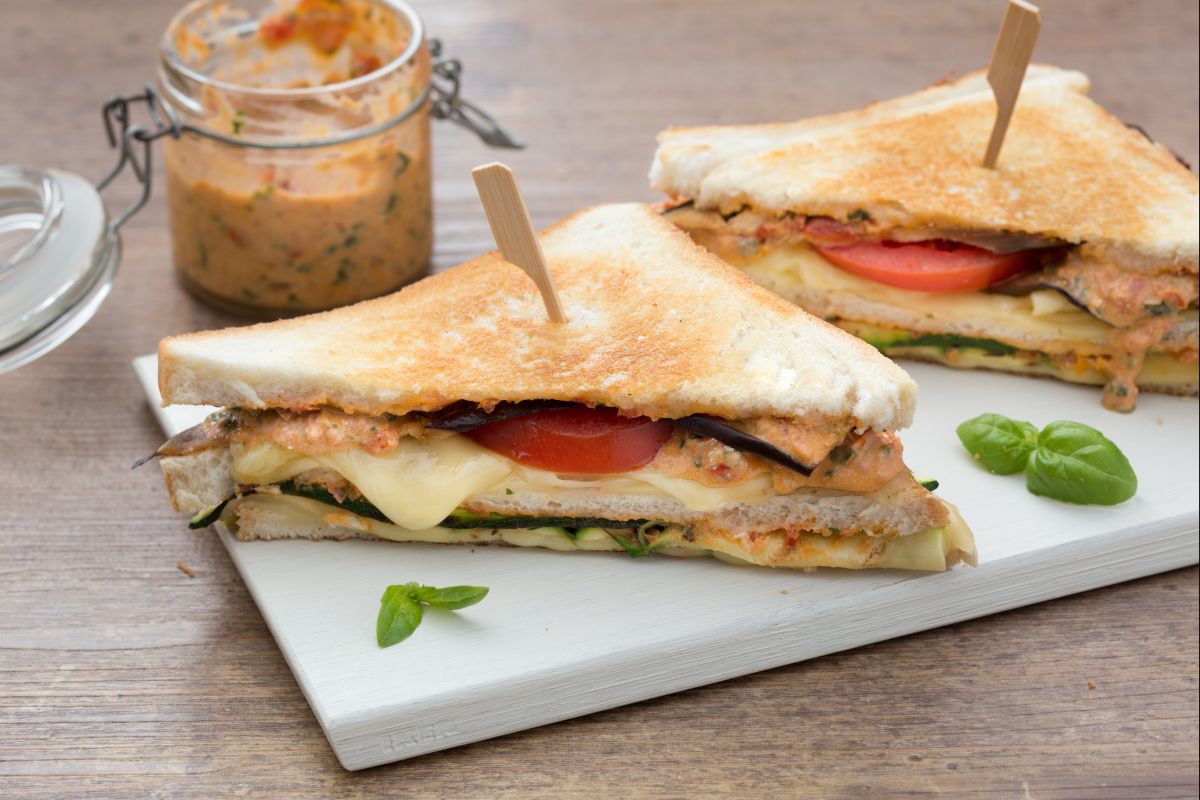 Toast vegetariano