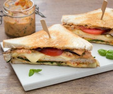 Toast vegetariano