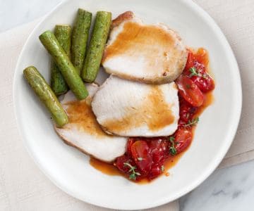 Lombo de porco com geleia de tomates