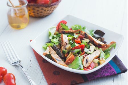 Salada de frango e abobrinha