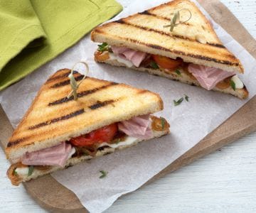 Torrada com atum e crescenza