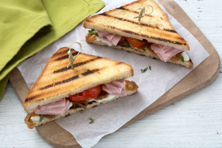 Torrada com atum e crescenza