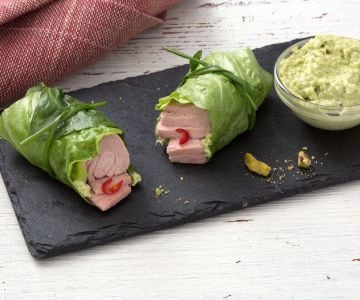 Rolinhos de alface recheados com atum