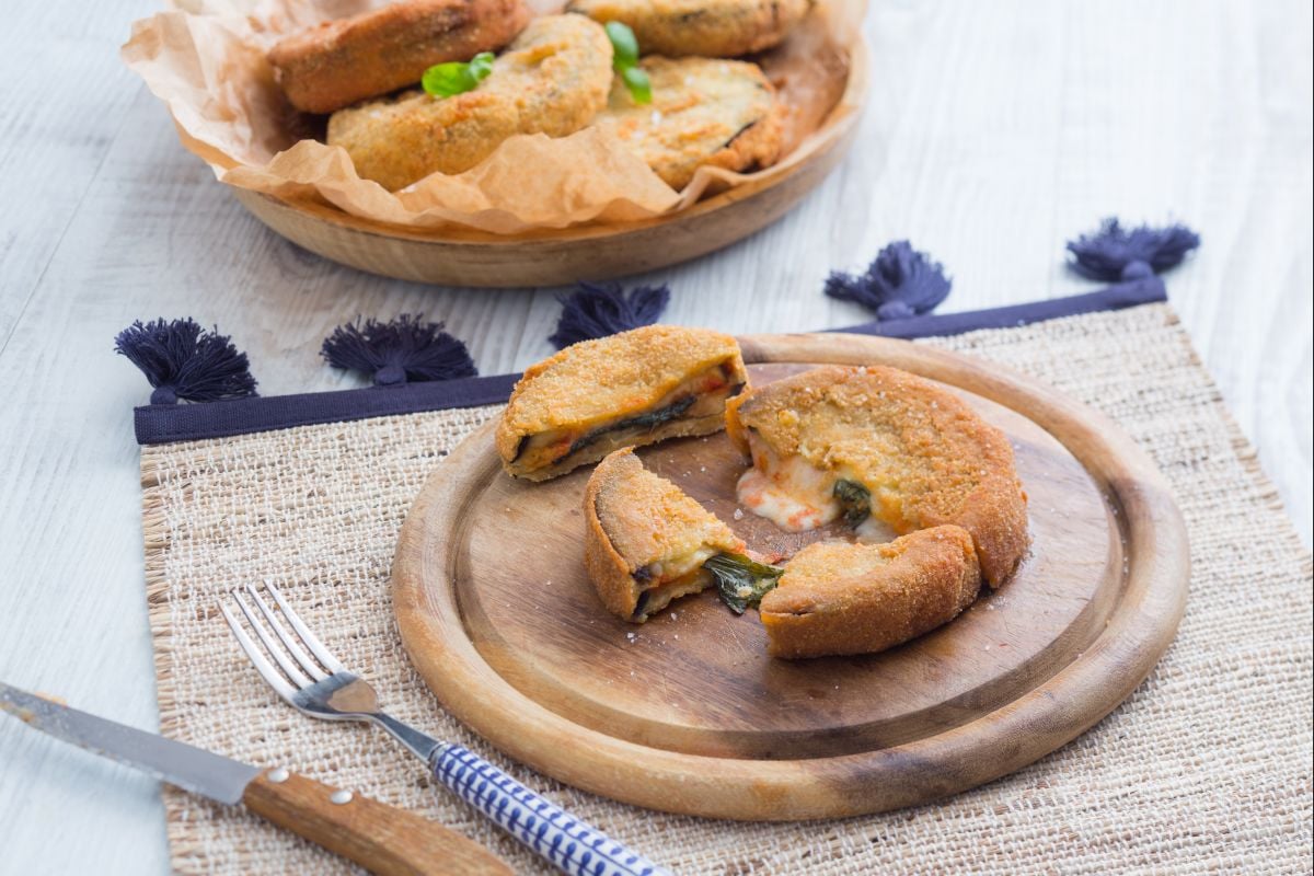 Bifes de berinjela à parmigiana