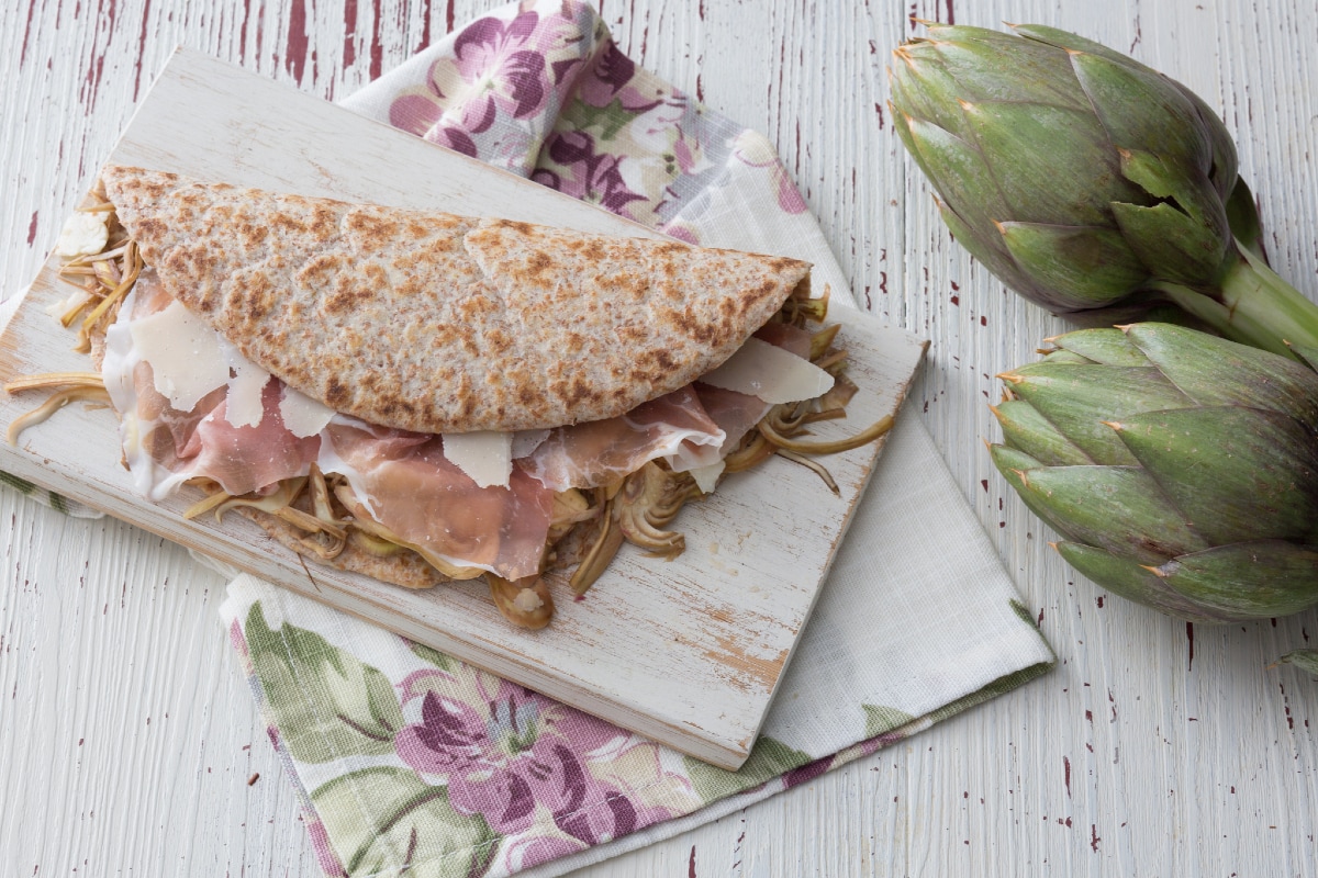 Piadina culatello e alcachofras