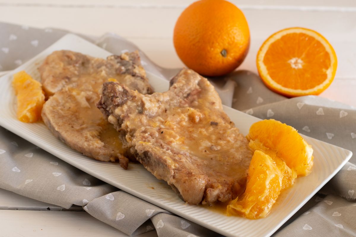 Costeletas em molho de laranja
